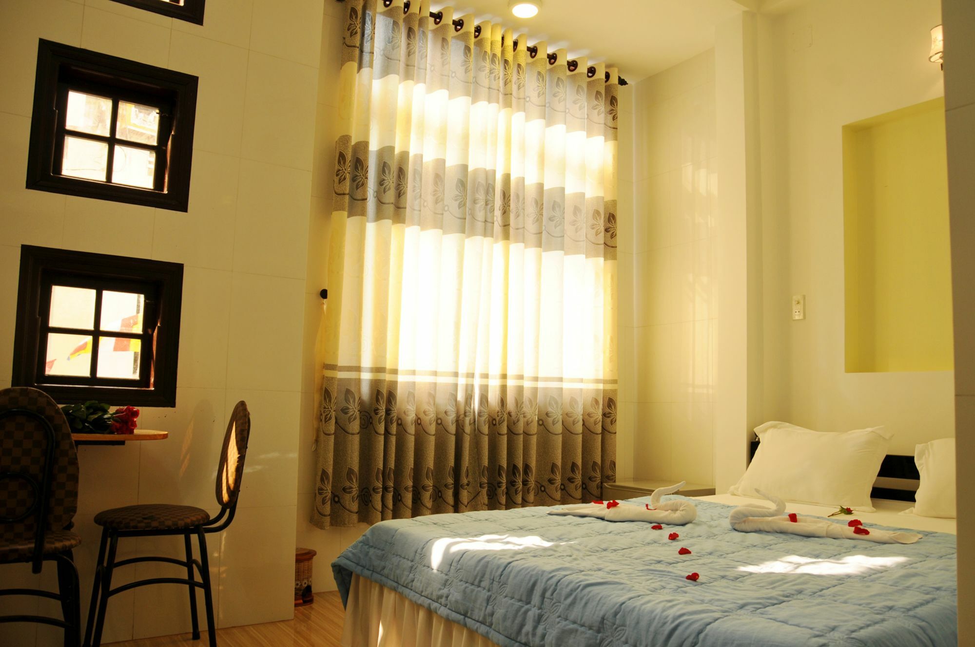 Bien Khoi Mini Hotel Hue Exterior photo